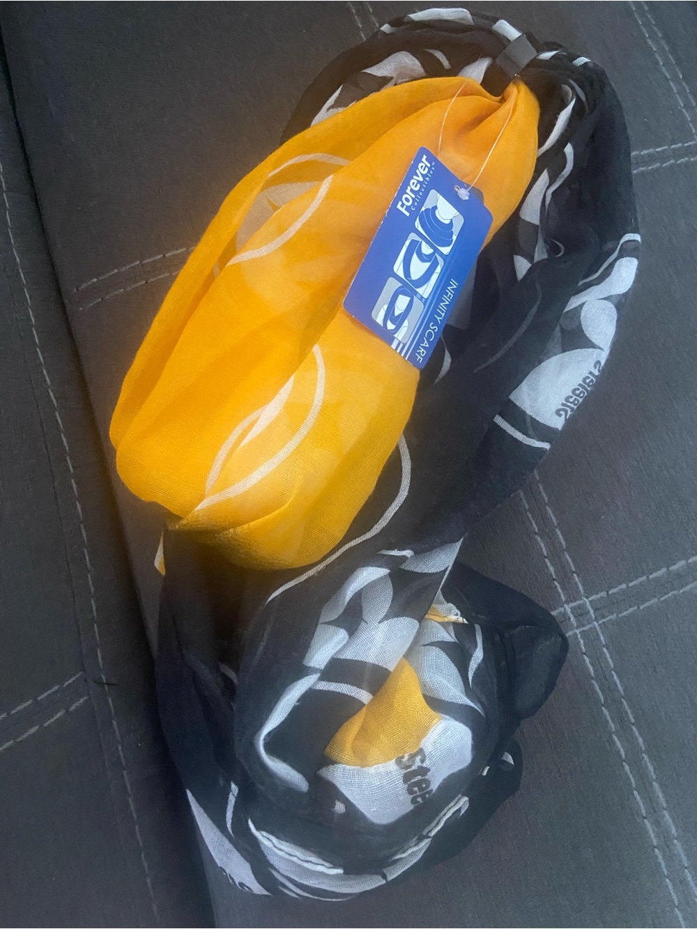 NWT STEELERS INFINITY SCARF